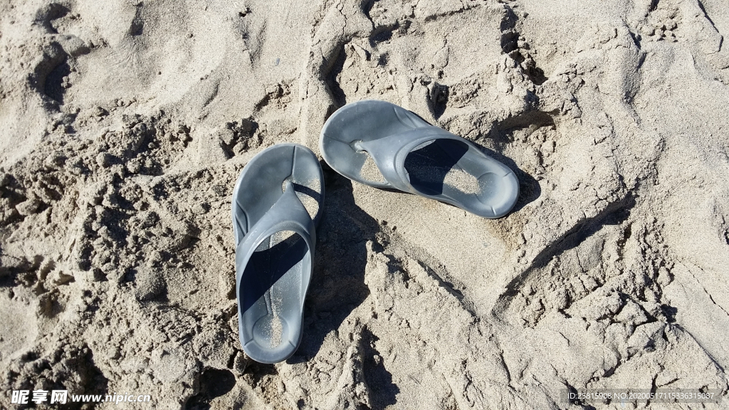 拖鞋人字拖图片