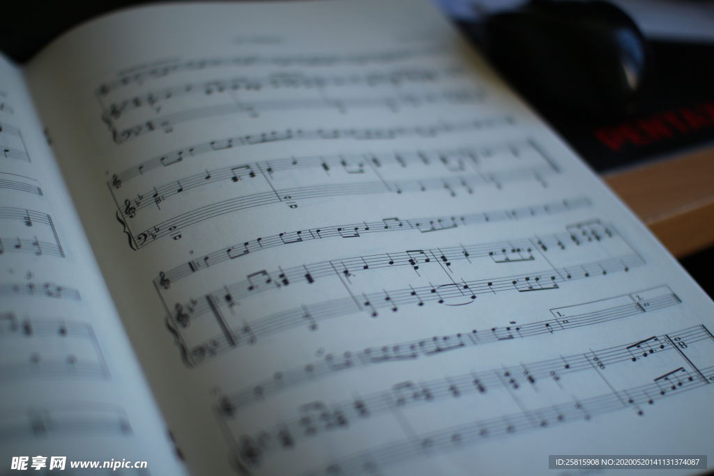 乐曲音符歌谱图片