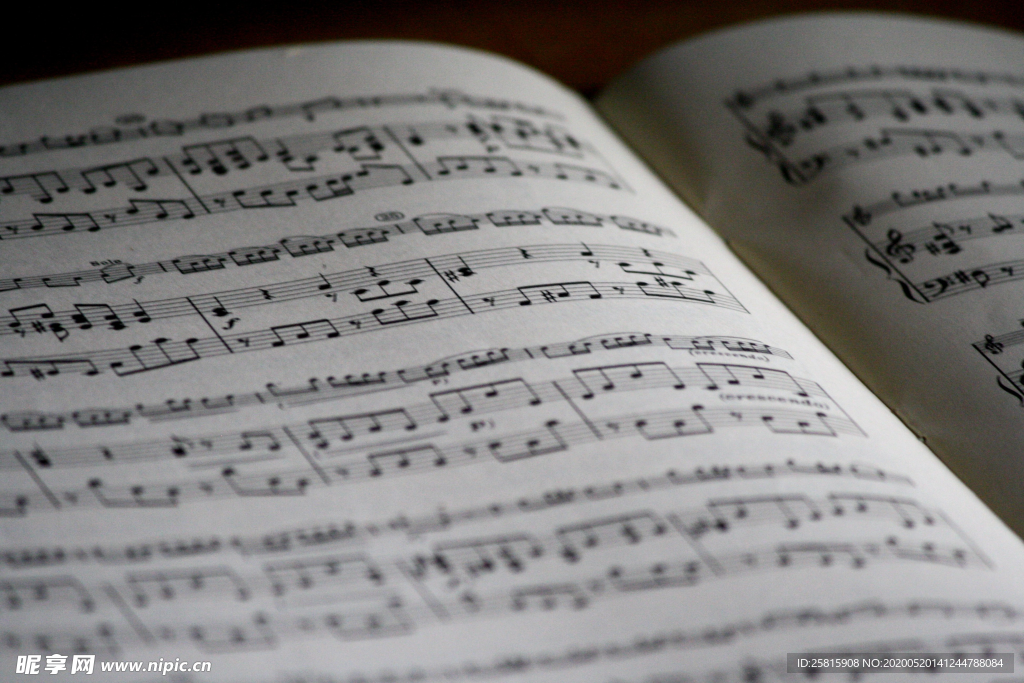 乐曲音符歌谱图片