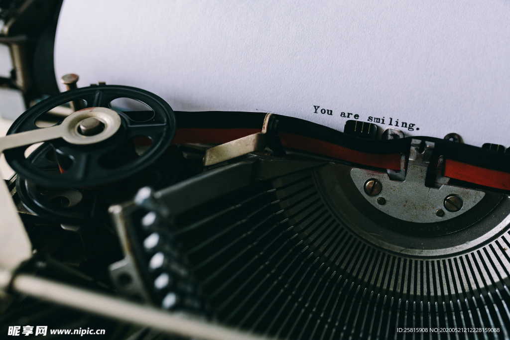打字机特写图片