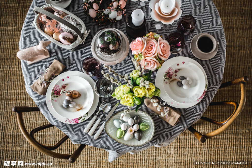 陶瓷餐具用品图片