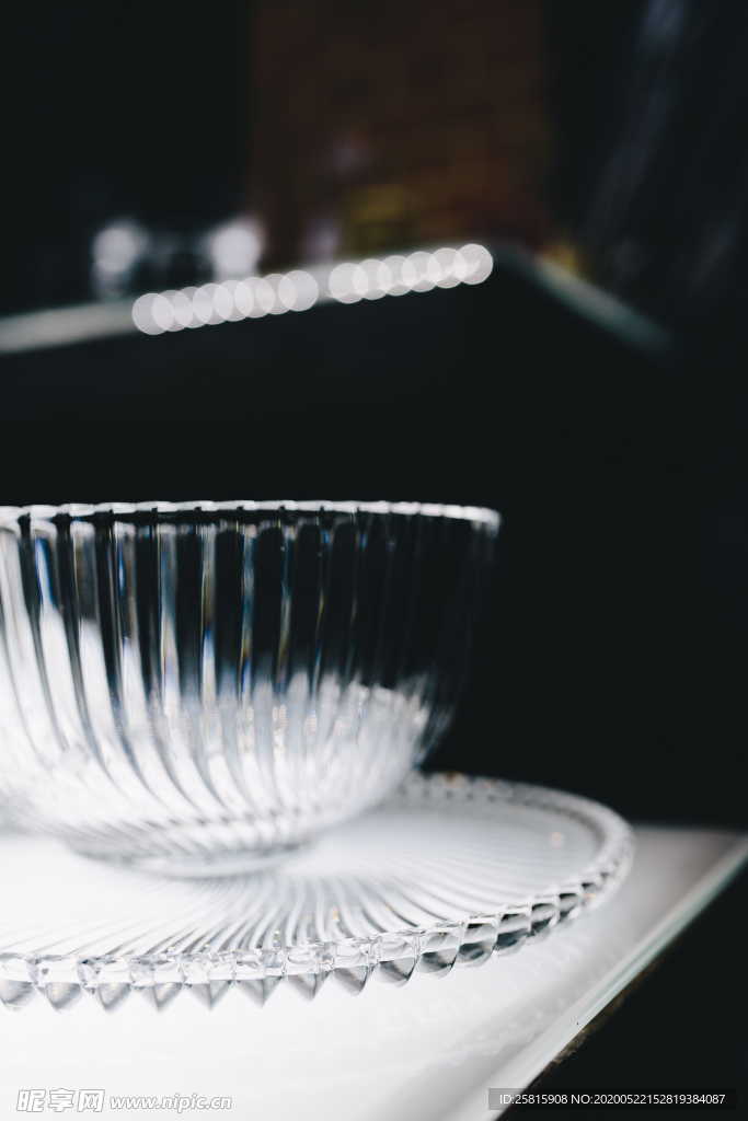 陶瓷餐具用品图片