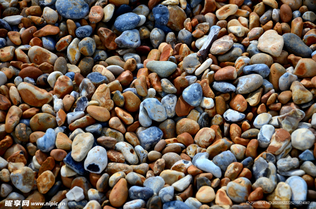 鹅卵石卵石石子图片