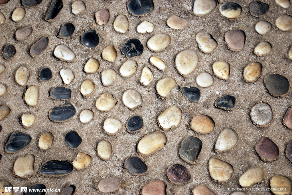 石子路鹅卵石路图片