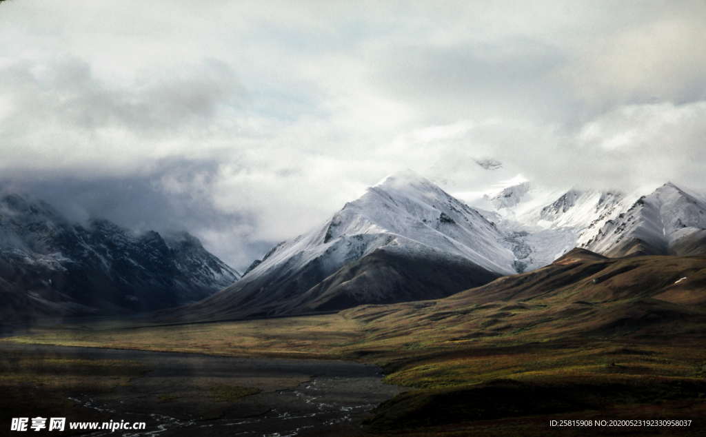 阿尔卑斯山风景图片