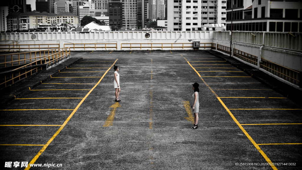 车库停车库图片