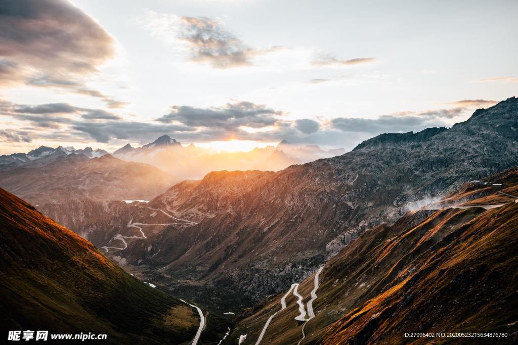 山水 森林 天空
