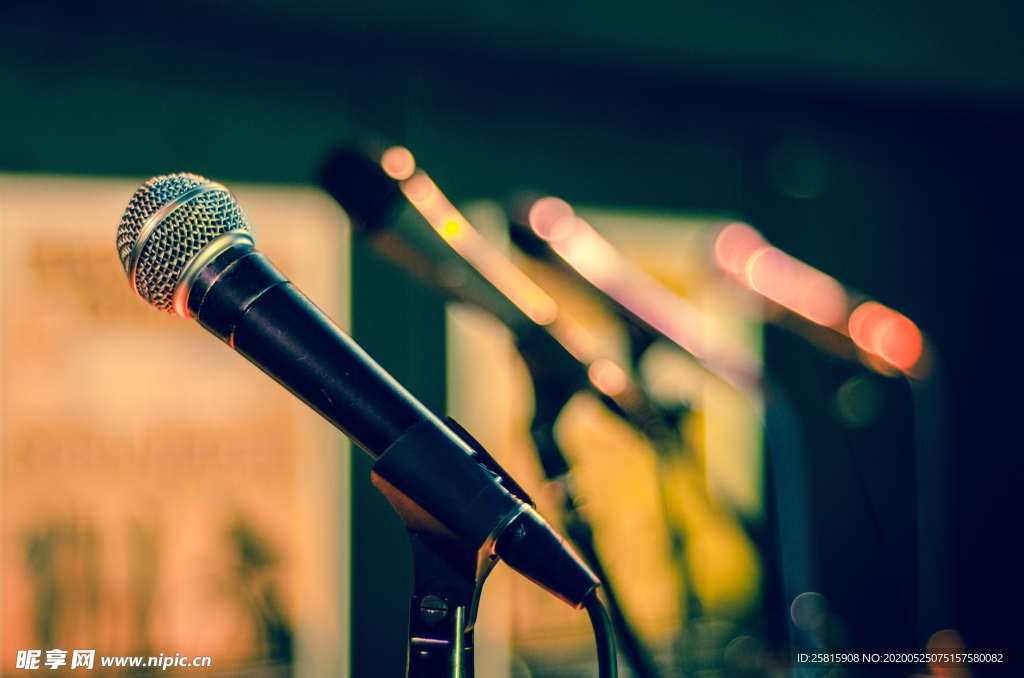 麦克风话筒图片