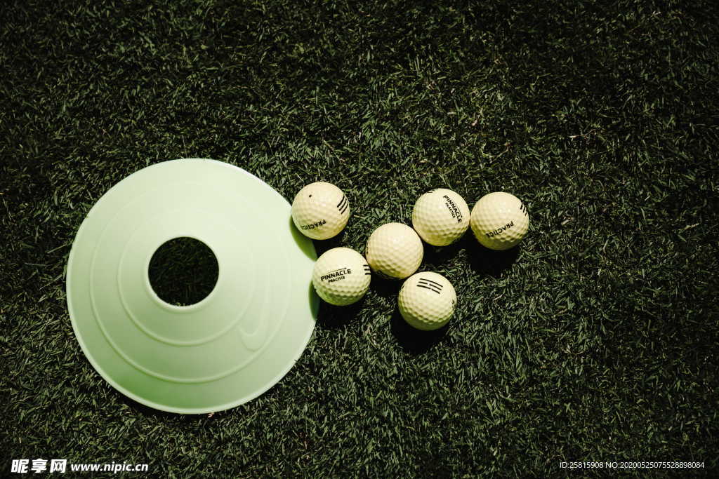 高尔夫球休闲图片