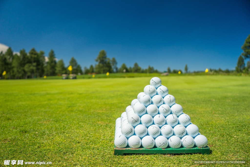 高尔夫球休闲图片