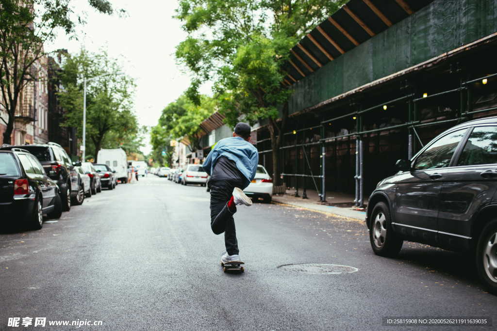滑板休闲运动炫酷图片