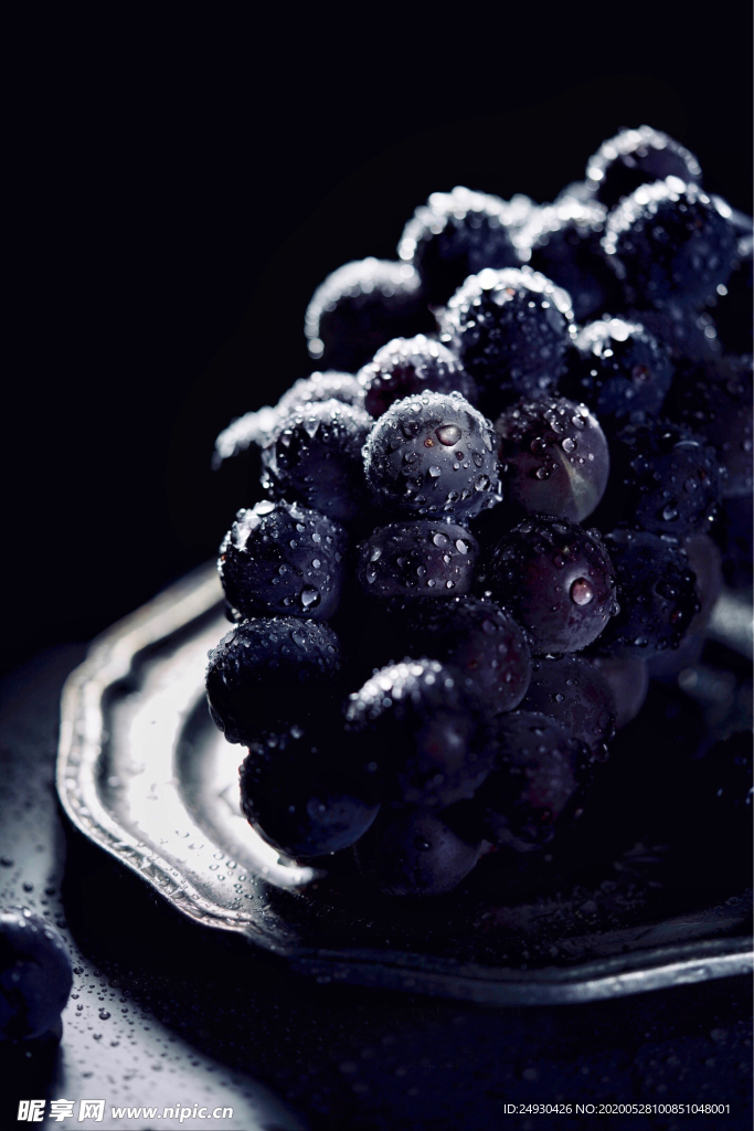 黑葡萄  夏黑  巨峰