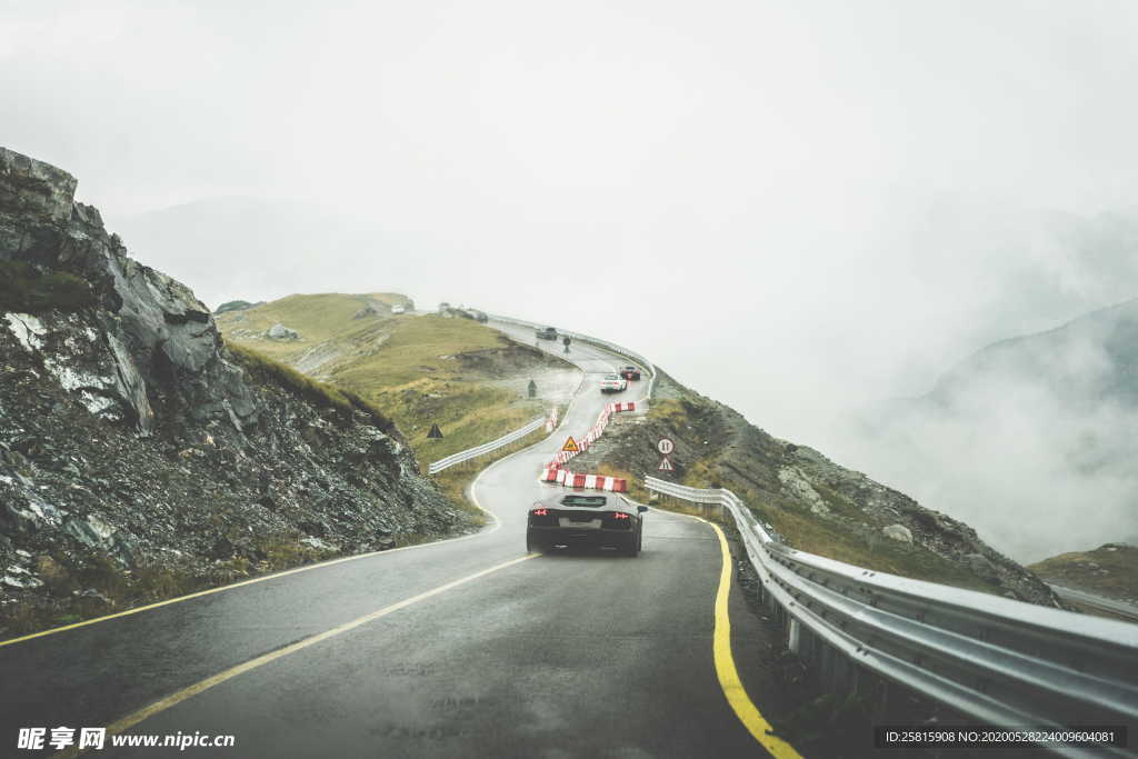 公路山路小径小道图片