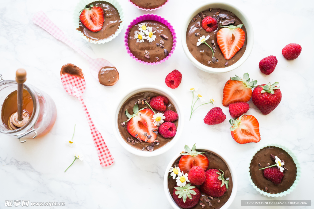 草莓蛋糕水果蛋糕图片