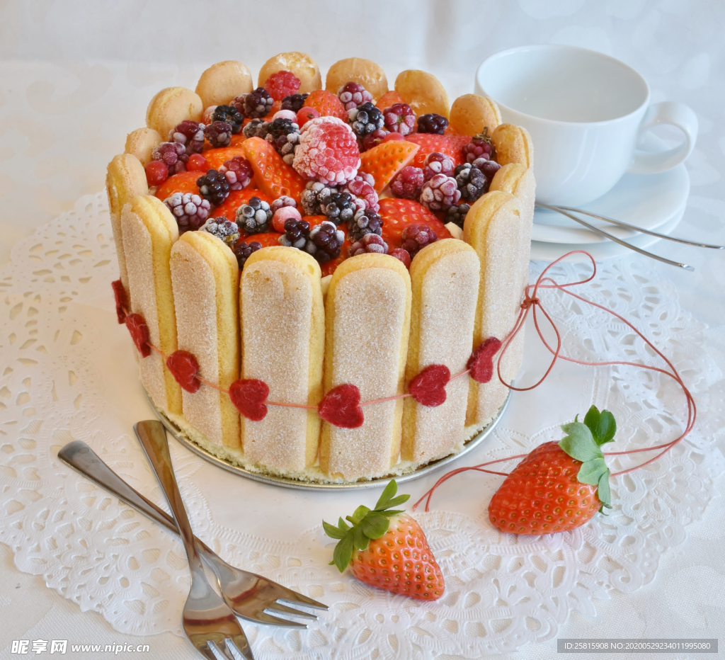 草莓蛋糕水果蛋糕图片