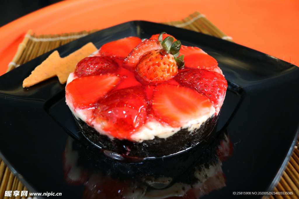 草莓蛋糕水果蛋糕图片