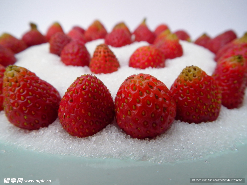 草莓蛋糕水果蛋糕图片