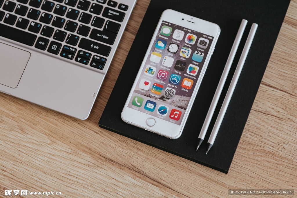 笔记本电脑图片