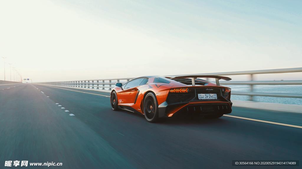 跑车豪车轿跑兰博基尼背景素材