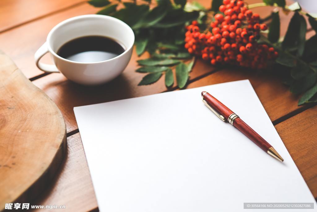 笔记本空白纸张咖啡样机背景素材