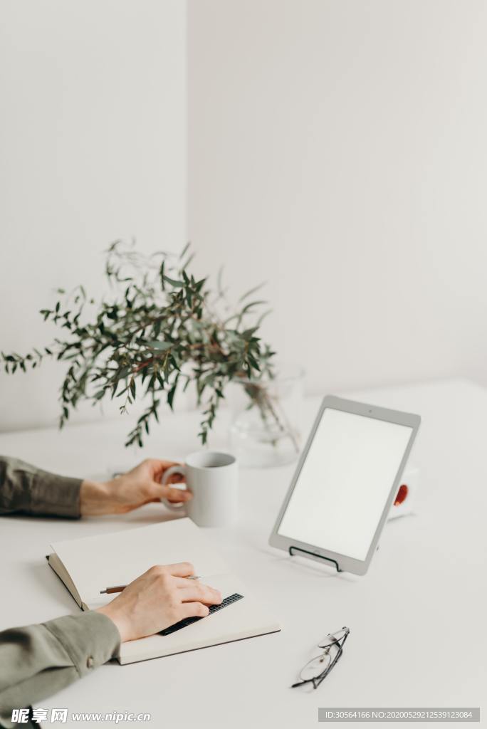 办公商务屏幕空白平板笔记本背景