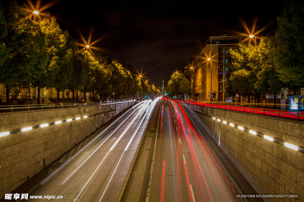 道路公路拖尾拖影图片