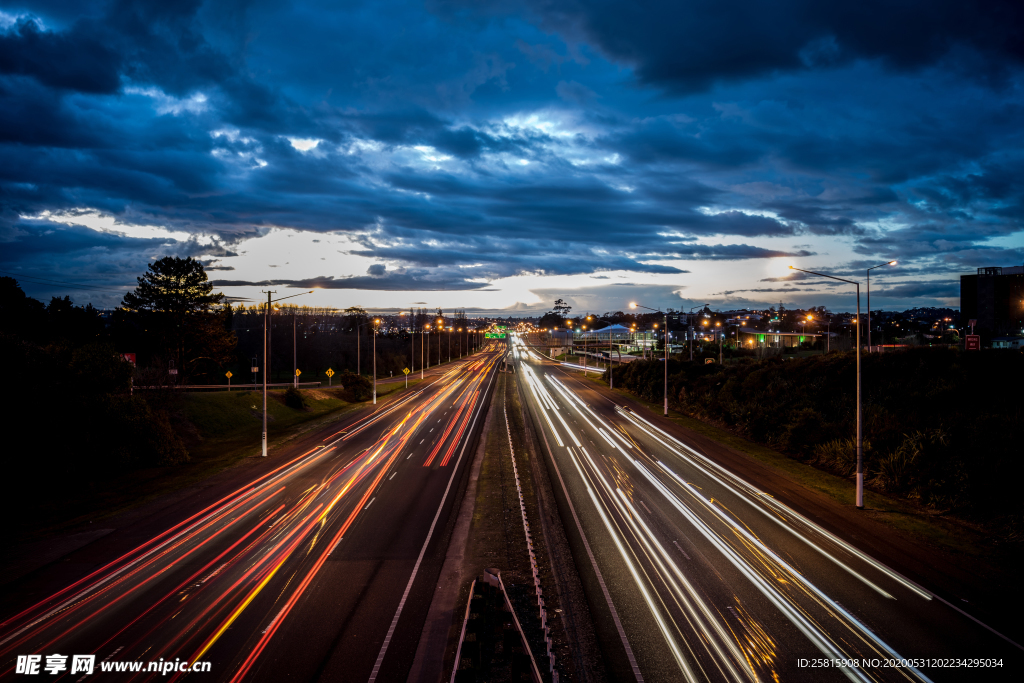 道路公路拖尾拖影图片