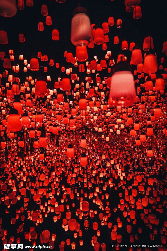 红色灯笼背景花纹素材设计