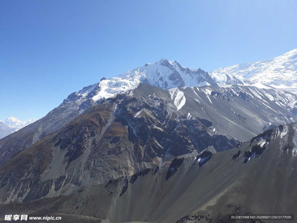 喜马拉雅山风景图片
