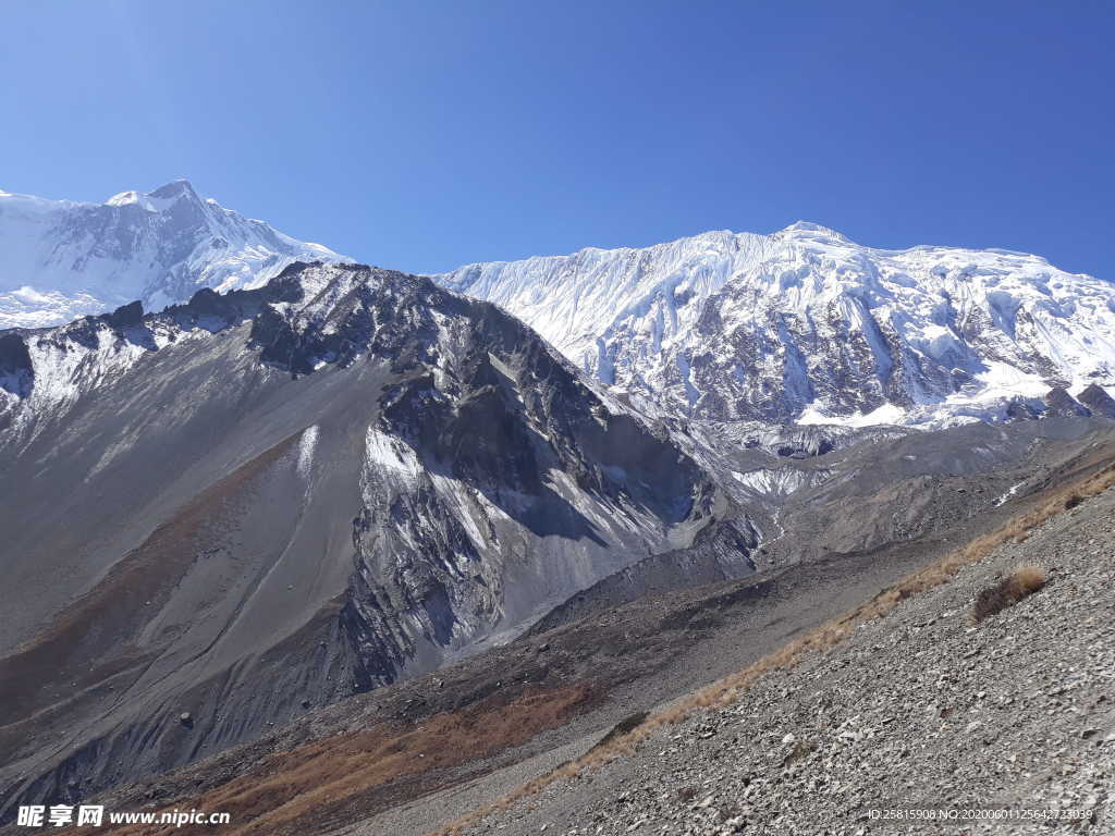 喜马拉雅山风景图片