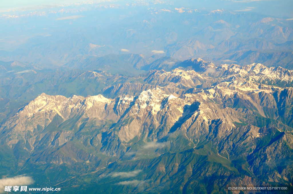 喜马拉雅山风景图片