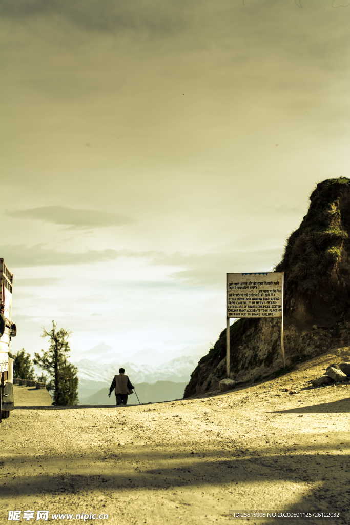 喜马拉雅山风景图片