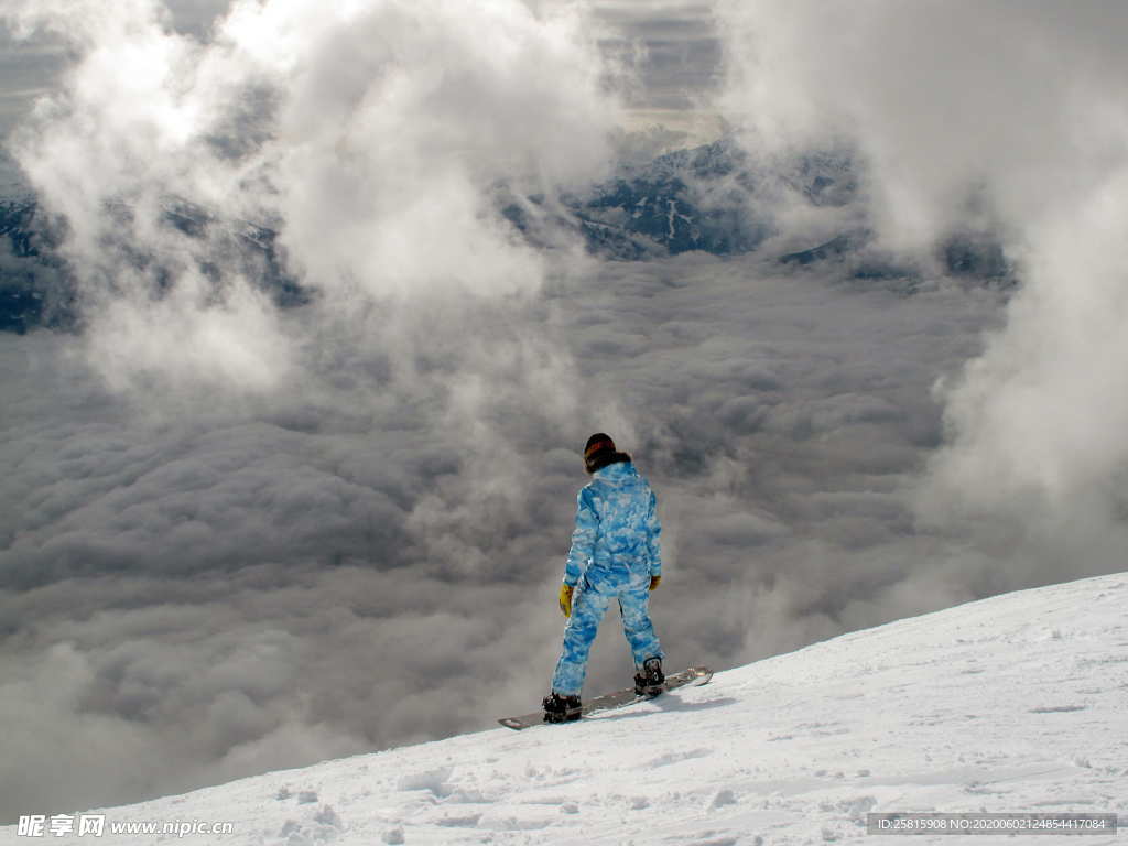 滑雪运动滑雪板图片