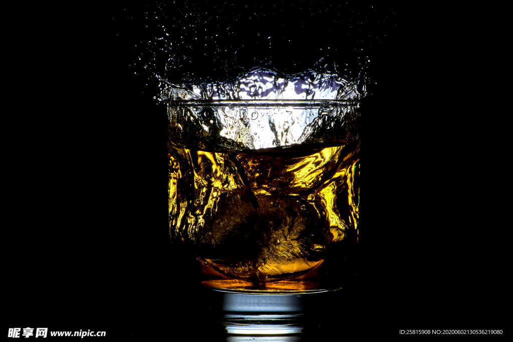 啤酒饮料酒水图片