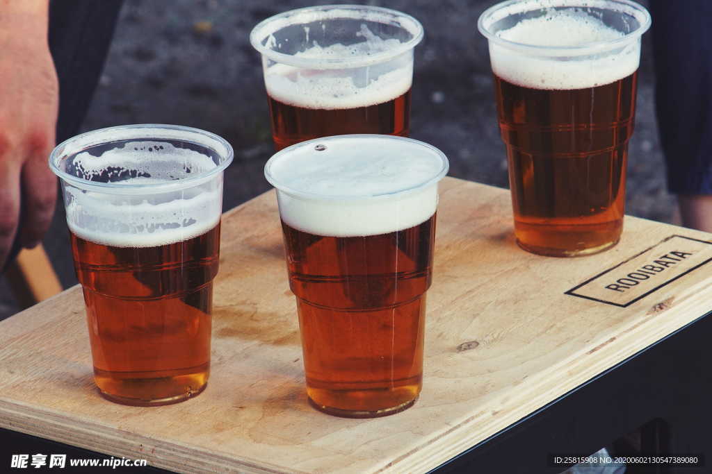啤酒饮料酒水图片