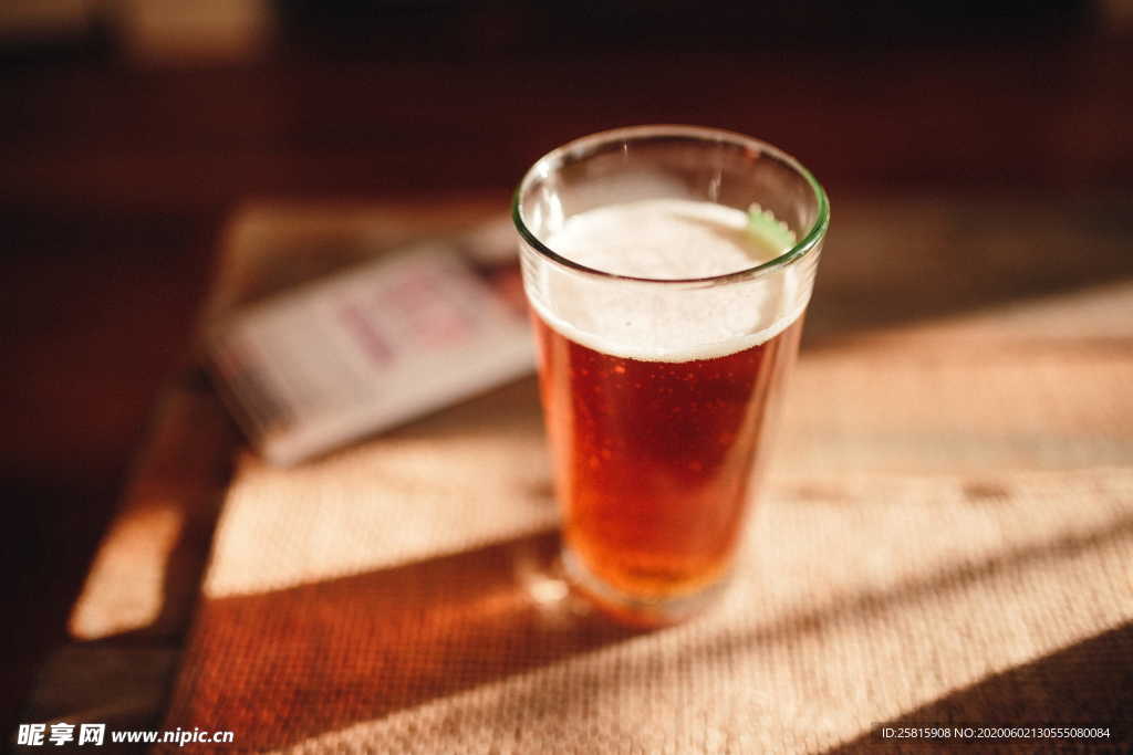 啤酒饮料酒水图片