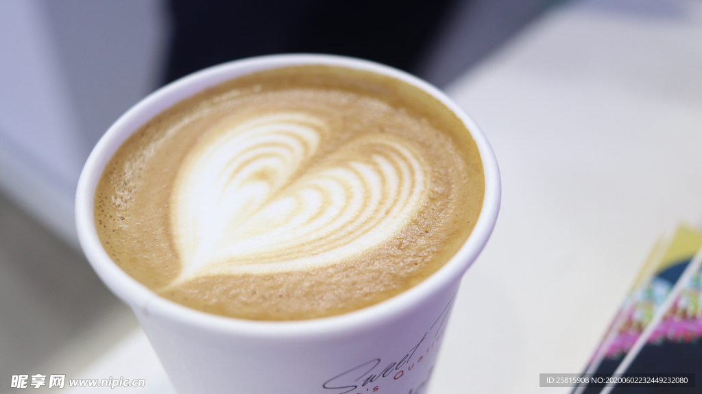 咖啡拉花咖啡图片