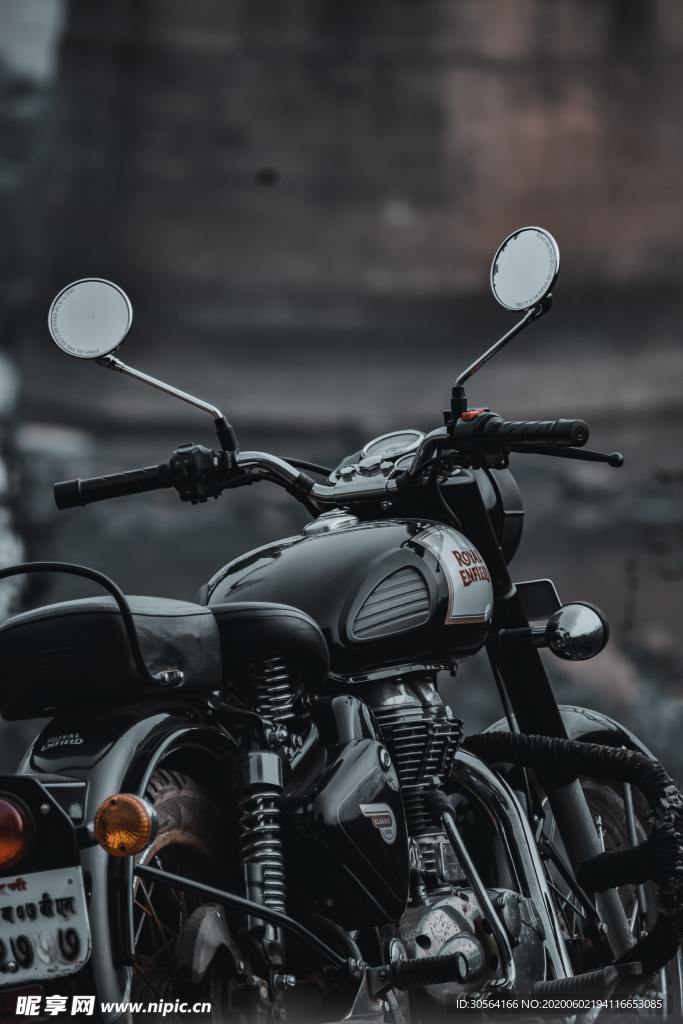 摩托车街头豪车复古黑色背景素材
