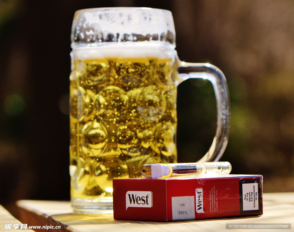 啤酒饮料酒水图片