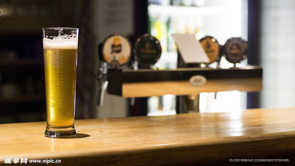啤酒饮料酒水图片