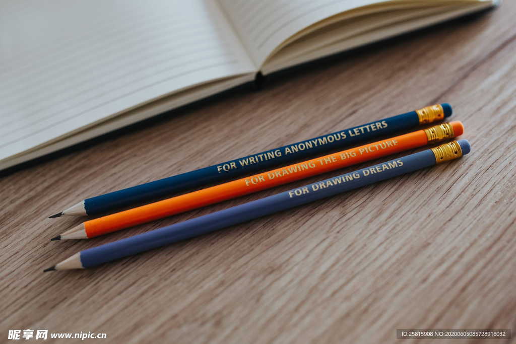 铅笔彩色铅笔画笔图片