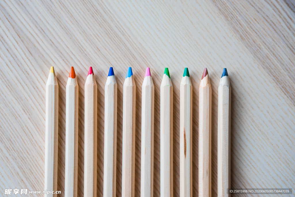 铅笔彩色铅笔画笔图片