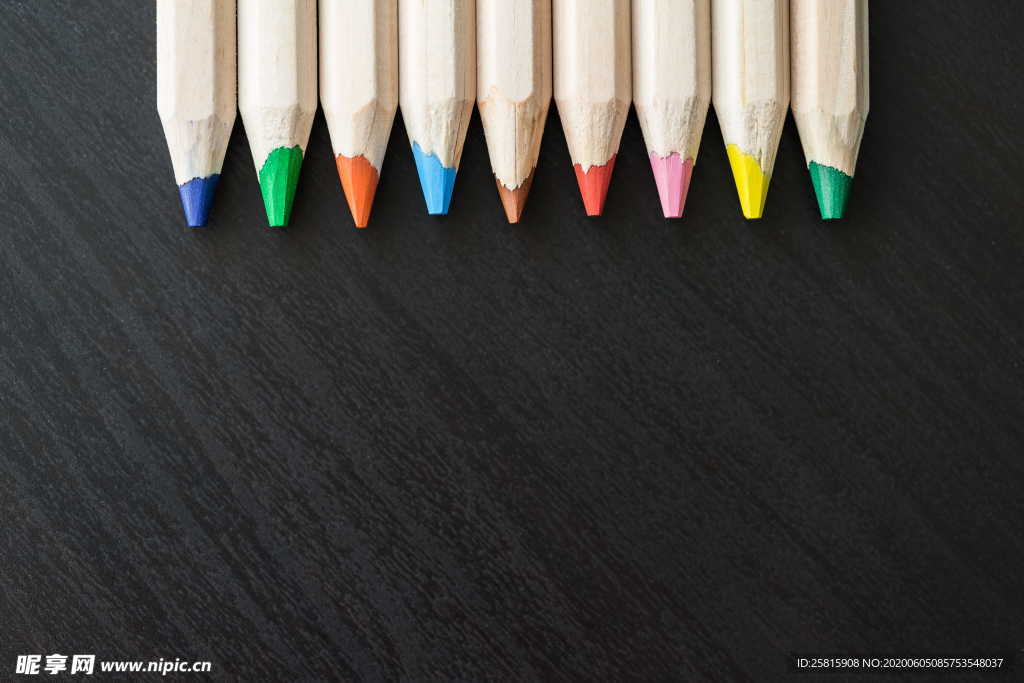 铅笔彩色铅笔画笔图片