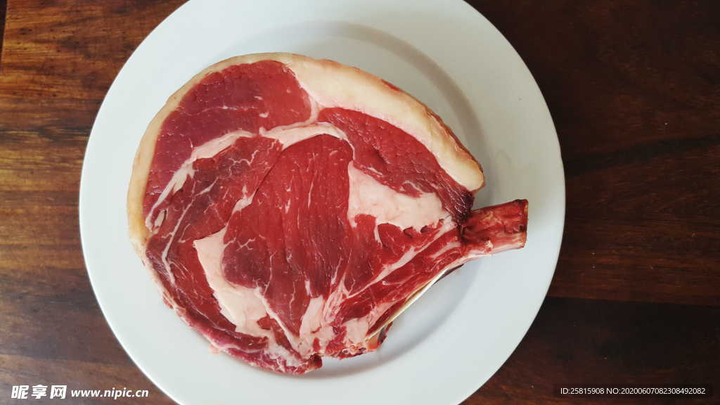 牛肉牛排鲜美图片