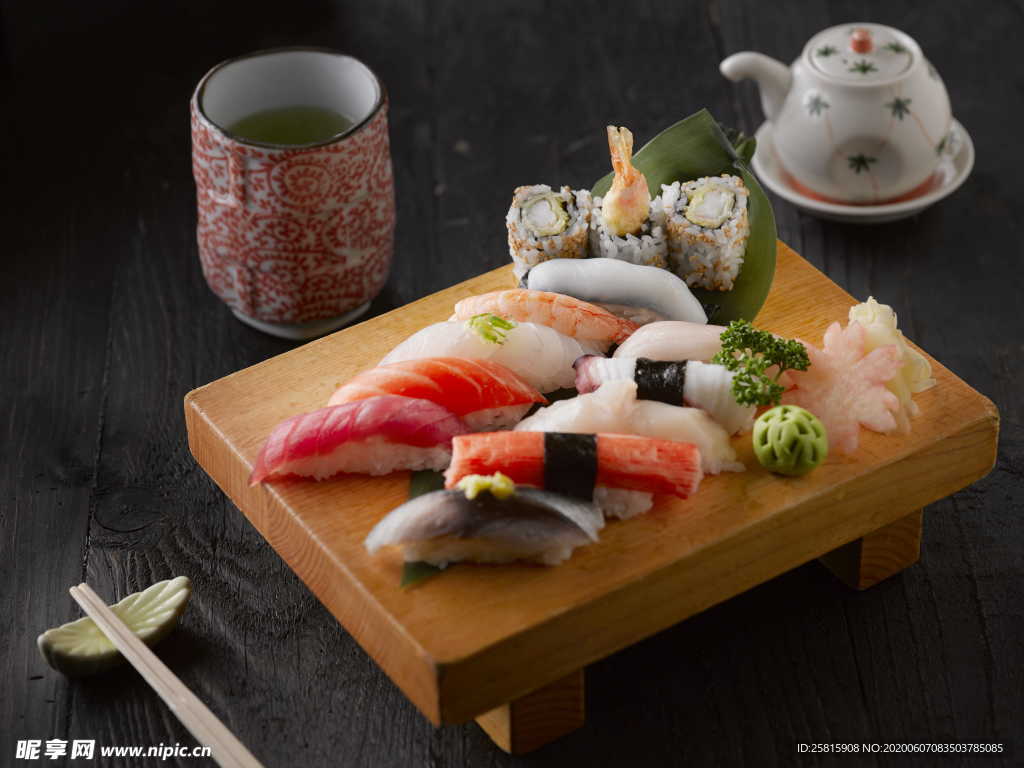寿司料理海鲜美味图片