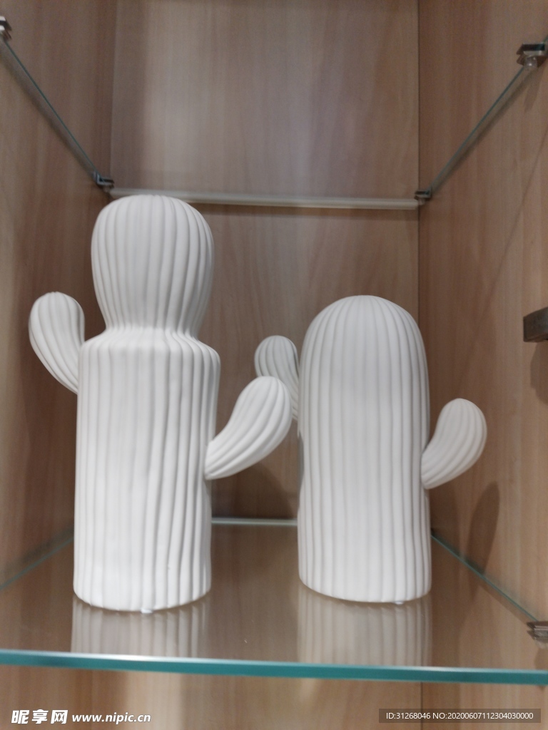 装饰品 仙人掌装饰品 白色饰品