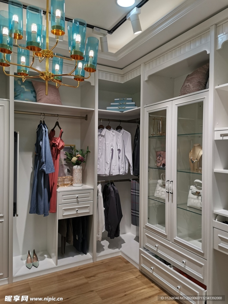 简欧衣帽间 欧式衣柜