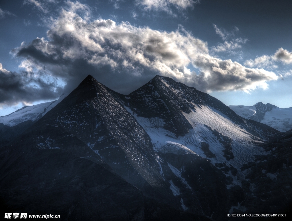 雪山