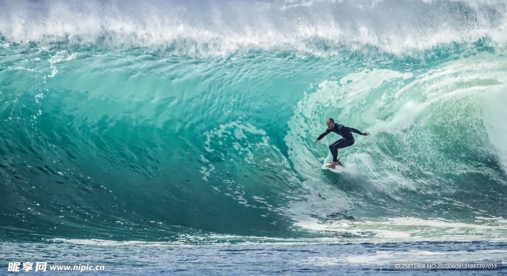 浪花海浪波涛波浪图片