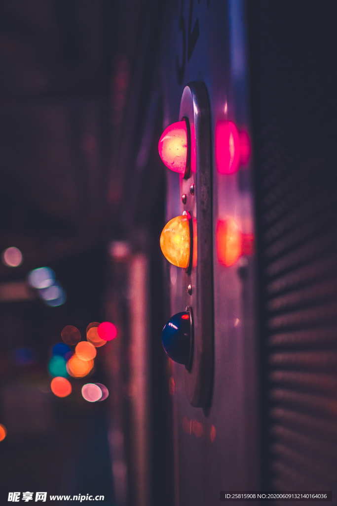 红绿灯交通灯信号灯指示灯图片